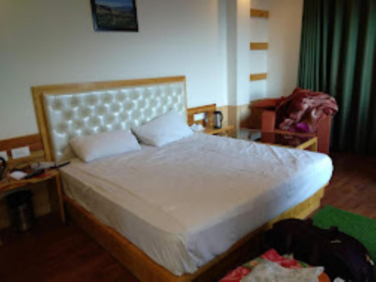 Shimla Greens Shimla Hotel Kültér fotó